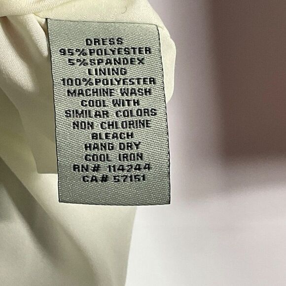 Eliza J Women's Chevron Striped Dress With 3/4 Sleeves & Back Zipper size 4 - Picture 9 of 10